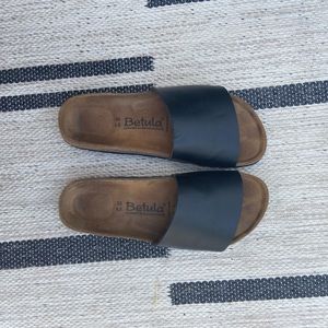 Betula by Birkenstock - slip on black sandals